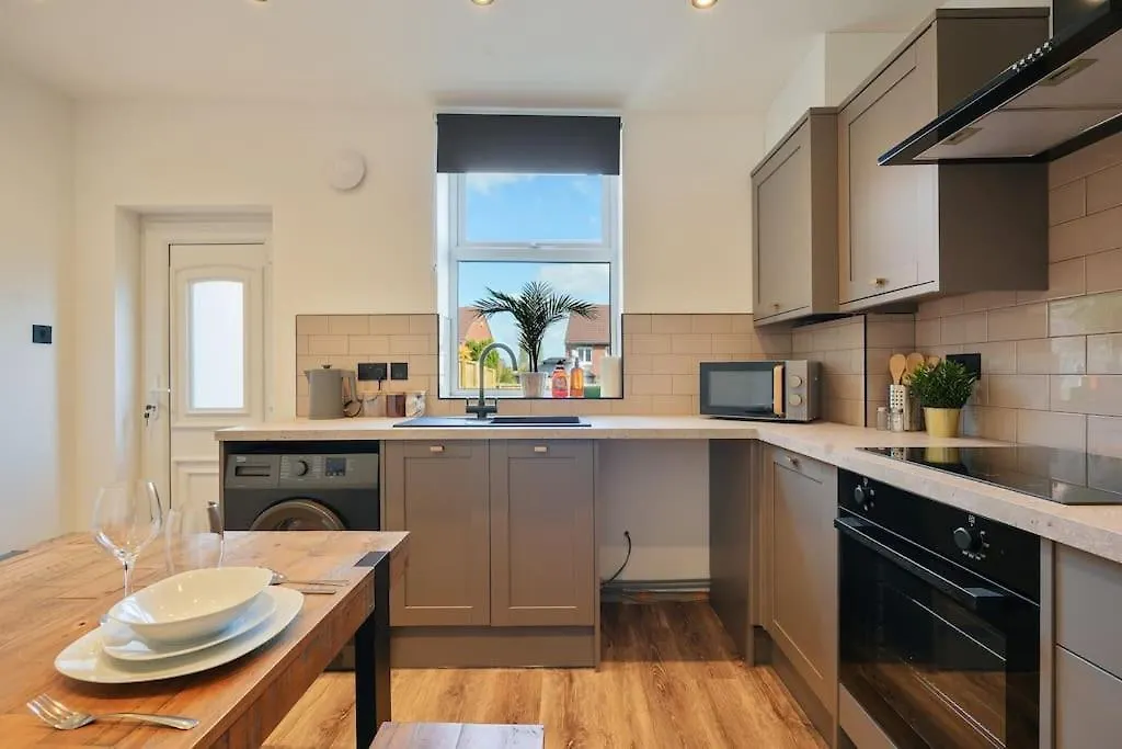 بيت للعطل Beighton - 3 Bed Spacious Home With Free Parking, Great For Groups & Families - Hosted By Stay Host Save شيفيلد